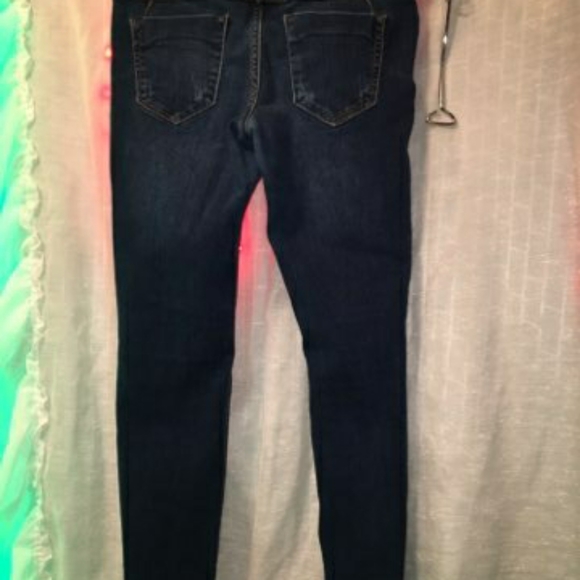 Jeans - Picture 4 of 6